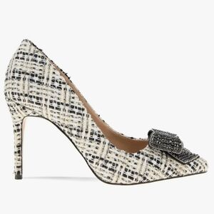 BRAND NEW  BCBGENERATION BISSHA-2 BEADED BOWNOT PUMP